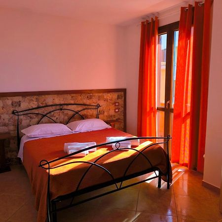 B&B Mamuthones Porto Torres Exterior photo